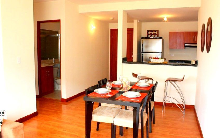 Apartamento de 2 habit. con vista en Bello Horizonte Escazú