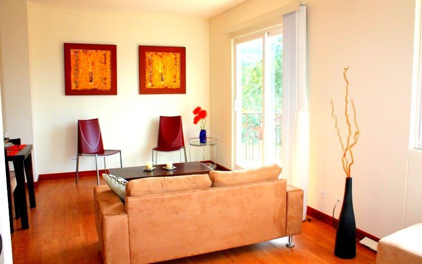 Apartamento de 2 habit. con vista en Bello Horizonte Escazú