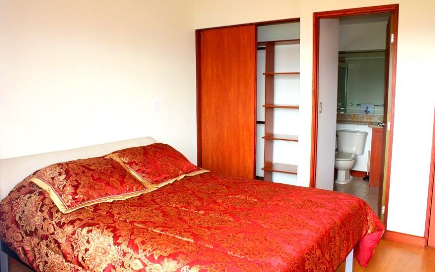 Apartamento de 2 habit. con vista en Bello Horizonte Escazú