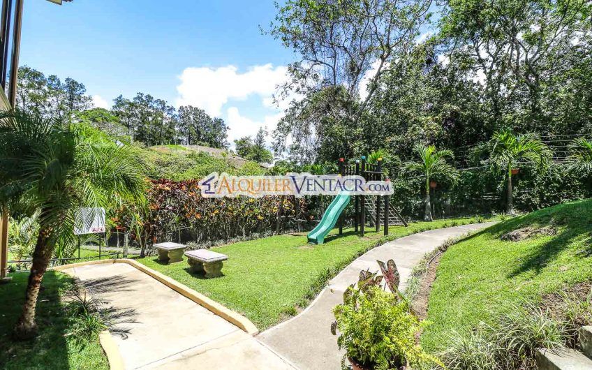 Apartamento de 2 habit. con vista en Bello Horizonte Escazú