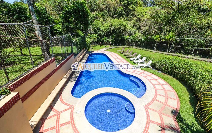 Apartamento de 2 habit. con vista en Bello Horizonte Escazú