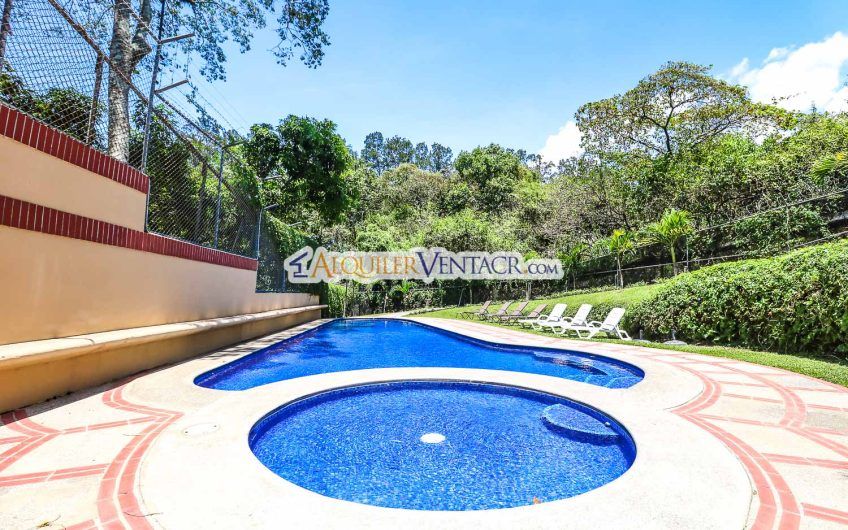 Apartamento de 2 habit. con vista en Bello Horizonte Escazú