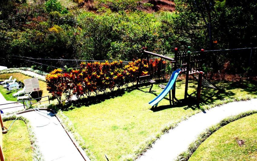 Apartamento de 2 habit. con vista en Bello Horizonte Escazú