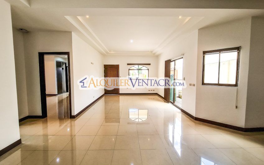 Alquiler Condominio Moderno en Bello Horizonte Escazú | 1 Planta | 2 Hab | Piscina | Seguridad 24/7