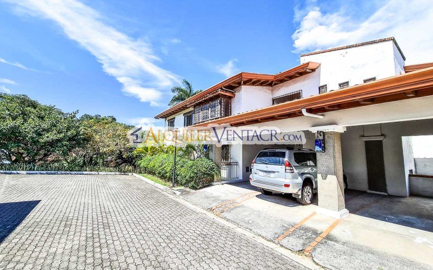 Apartamento con vista de 3 habit.+ de servicio Bello Horizonte Escazú