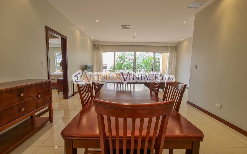 Lujoso apartamento amueblado de 2 habit. en San Rafael Escazú