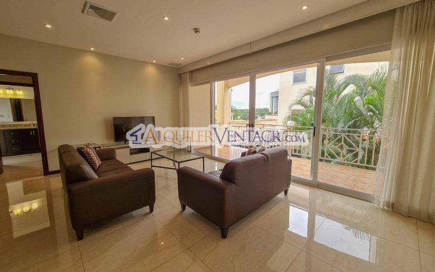 Lujoso apartamento amueblado de 2 habit. en San Rafael Escazú