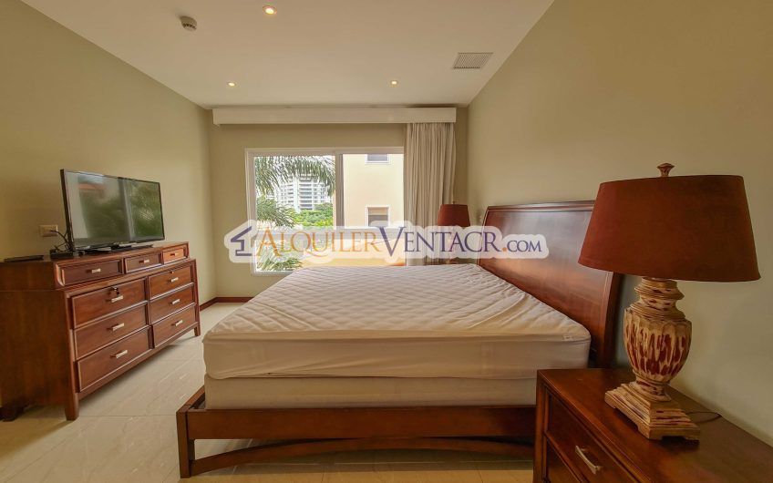 Lujoso apartamento amueblado de 2 habit. en San Rafael Escazú