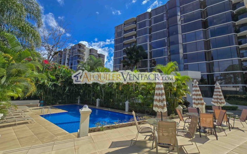 Apartamento de 330 m2 con full vista en Bello Horizonte Escazú