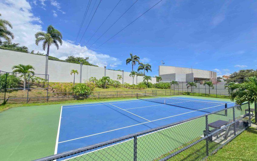 Río Palma Guachipelín Escazú! Condo con piscina / Gym / Cancha tenis