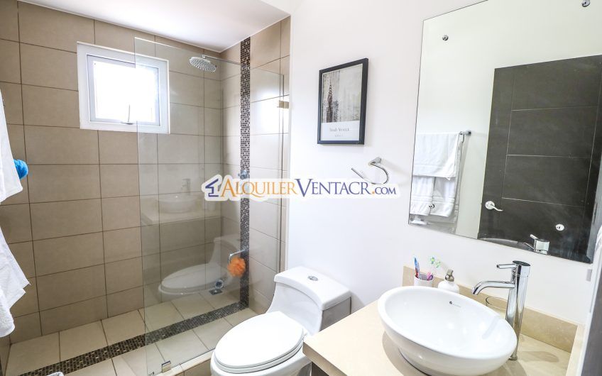 Río Palma Guachipelín Escazú! Condo con piscina / Gym / Cancha tenis