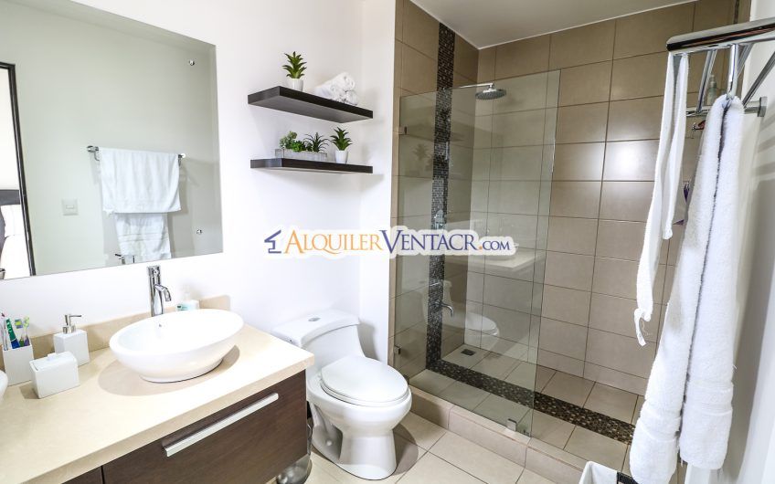 Río Palma Guachipelín Escazú! Condo con piscina / Gym / Cancha tenis