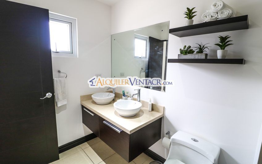 Río Palma Guachipelín Escazú! Condo con piscina / Gym / Cancha tenis