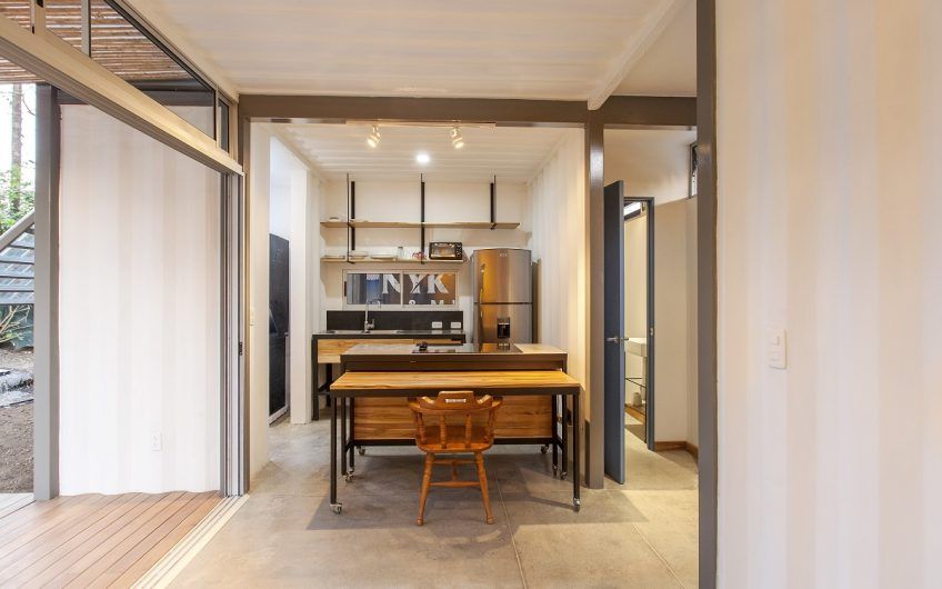 Condominio Minimalista en Alquiler en Lindora Santa Ana / Vista a la Montaña / Línea Blanca